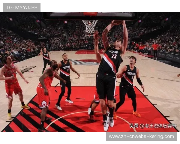 活塞汤普森关键扣篮锁定胜局，球队险胜开拓者